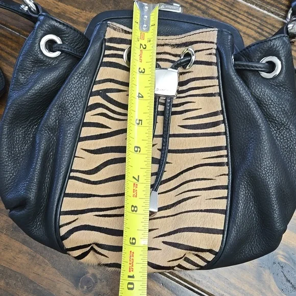 B Makowsky Leather Crossbody - Picture 5 of 8